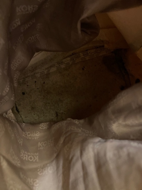 Michael Michael Kors please check all picture of condition - Picture 14 of 17